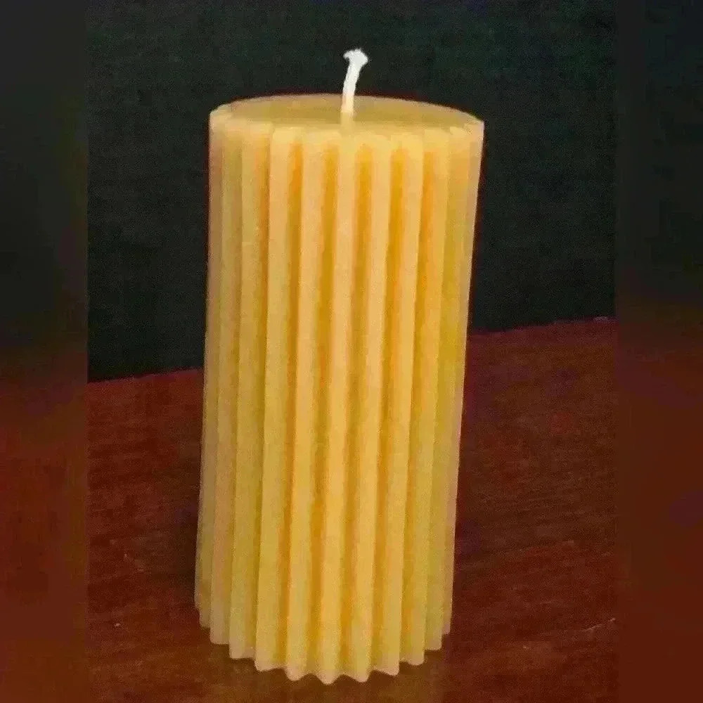 100% Beeswax Hand Crafted Ribbed Fluted Pillar Candle - Picture 2 of 5